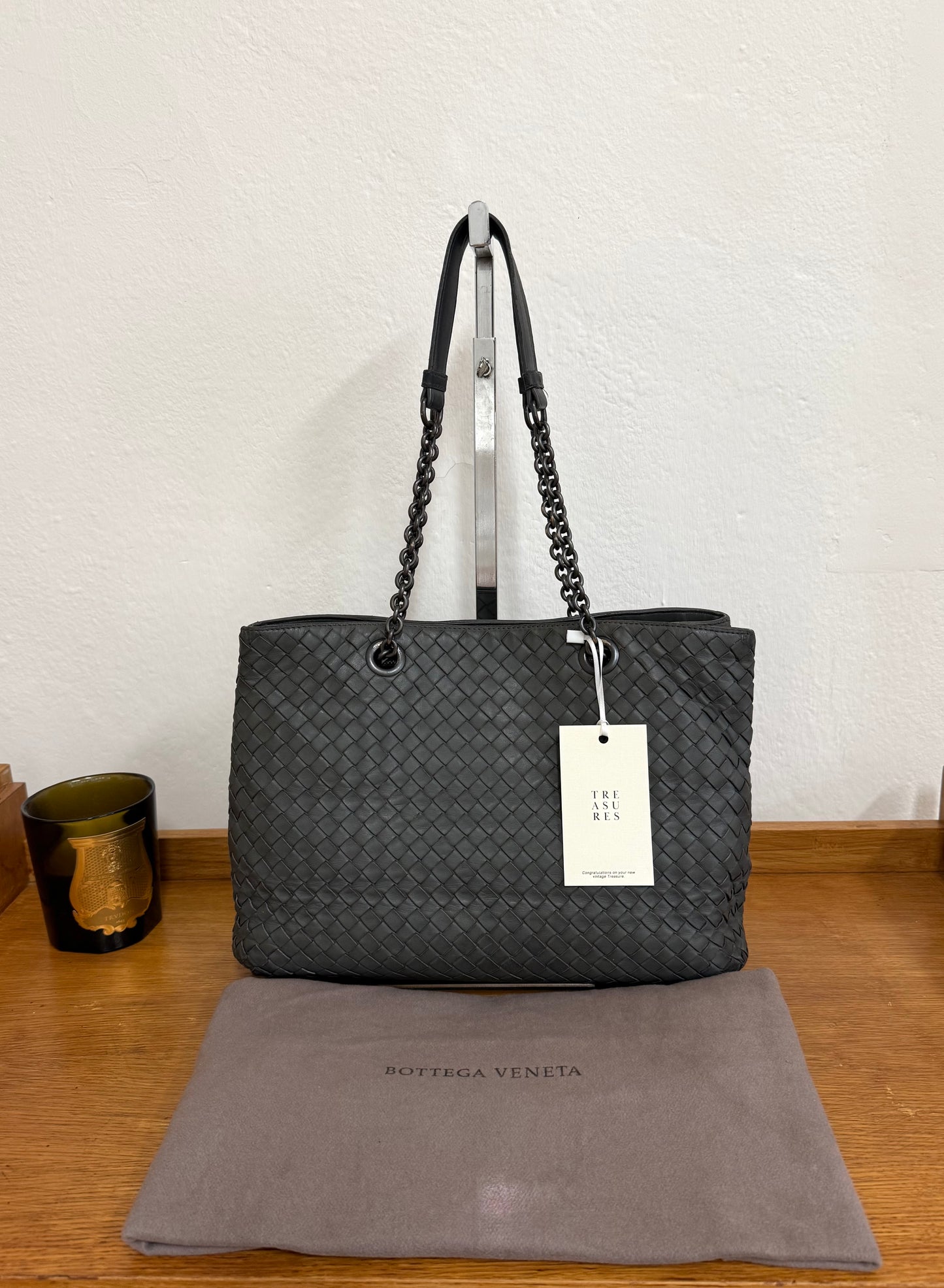 BOTTEGA VENETA INTRECCIATO SHOULDER BAG GREY