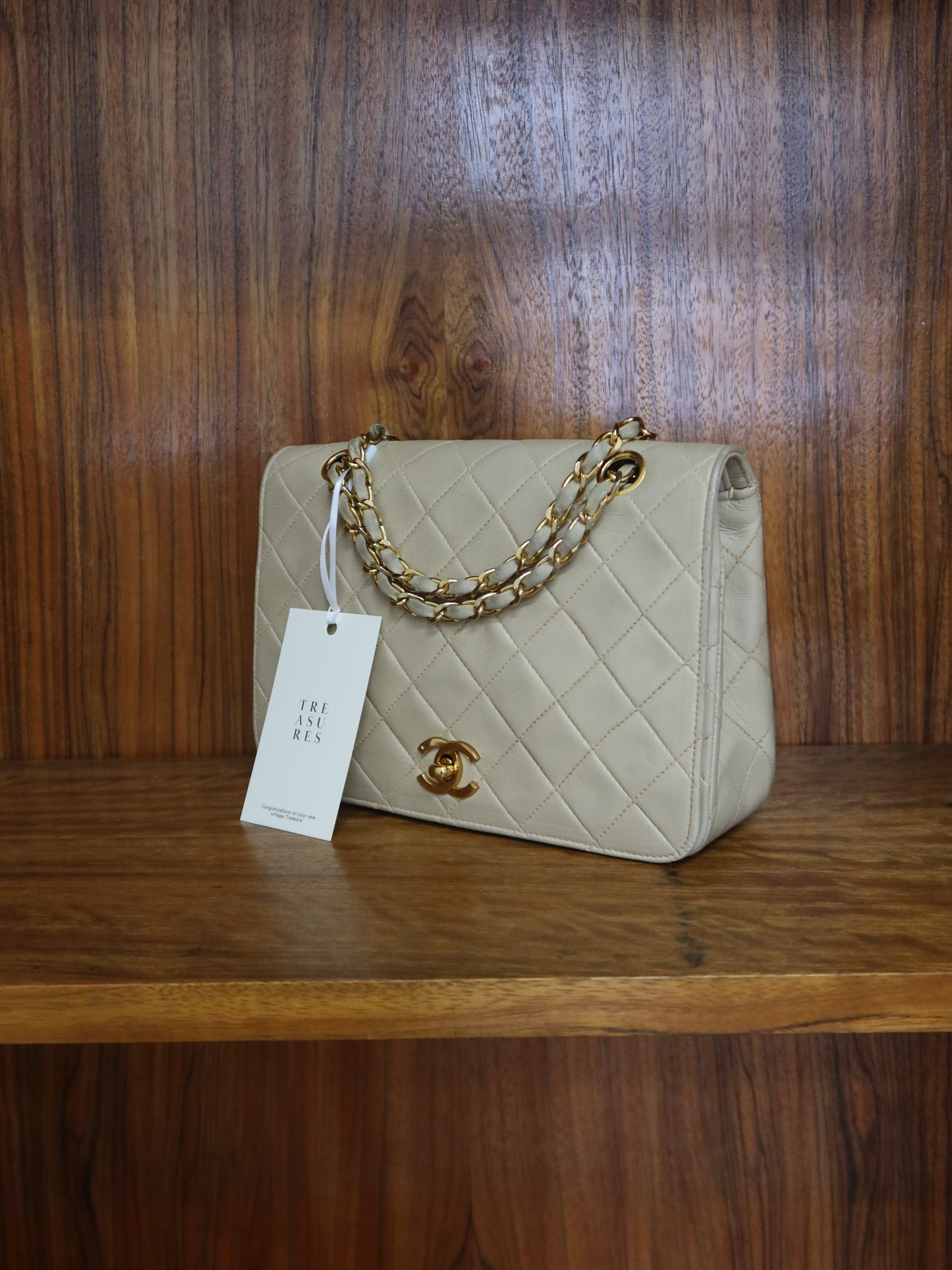 CHANEL FULL FLAP TWIST LOCK 24k GOLD BEIGE