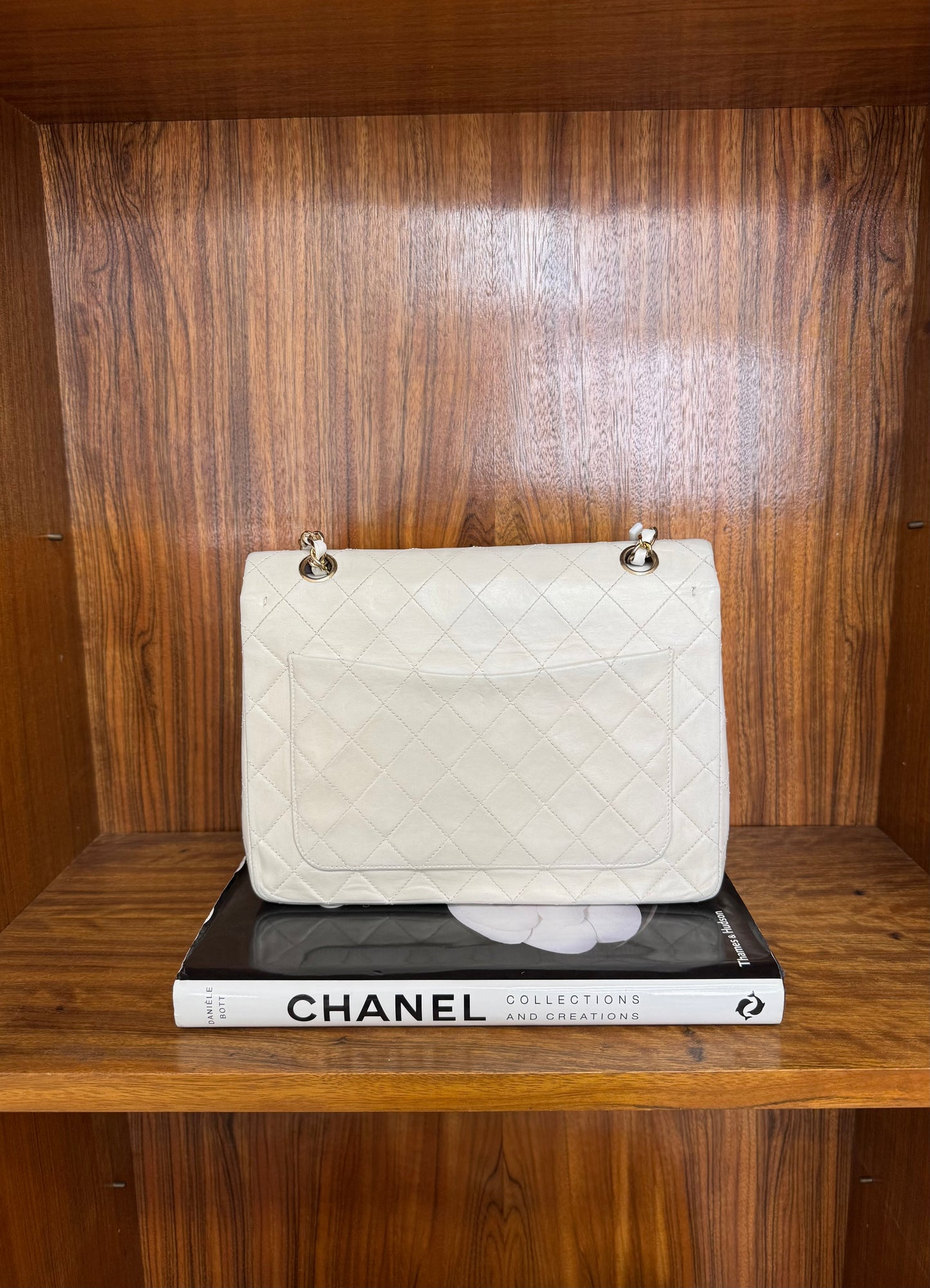 CHANEL CLASSIC DOUBLE FLAP BAG WHITE MEDIUM TALL 24K GOLD