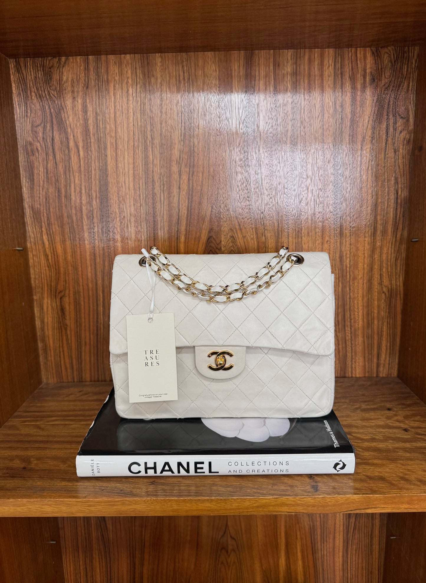 CHANEL CLASSIC DOUBLE FLAP BAG WHITE MEDIUM TALL 24K GOLD