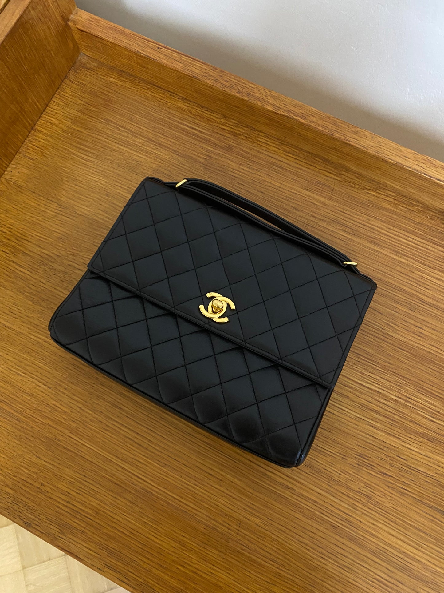 CHANEL TOP HANDLE FLAP TWIST LOCK POCHETTE