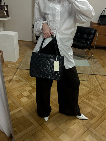 CHANEL CAVIAR MEDALLION TOTE