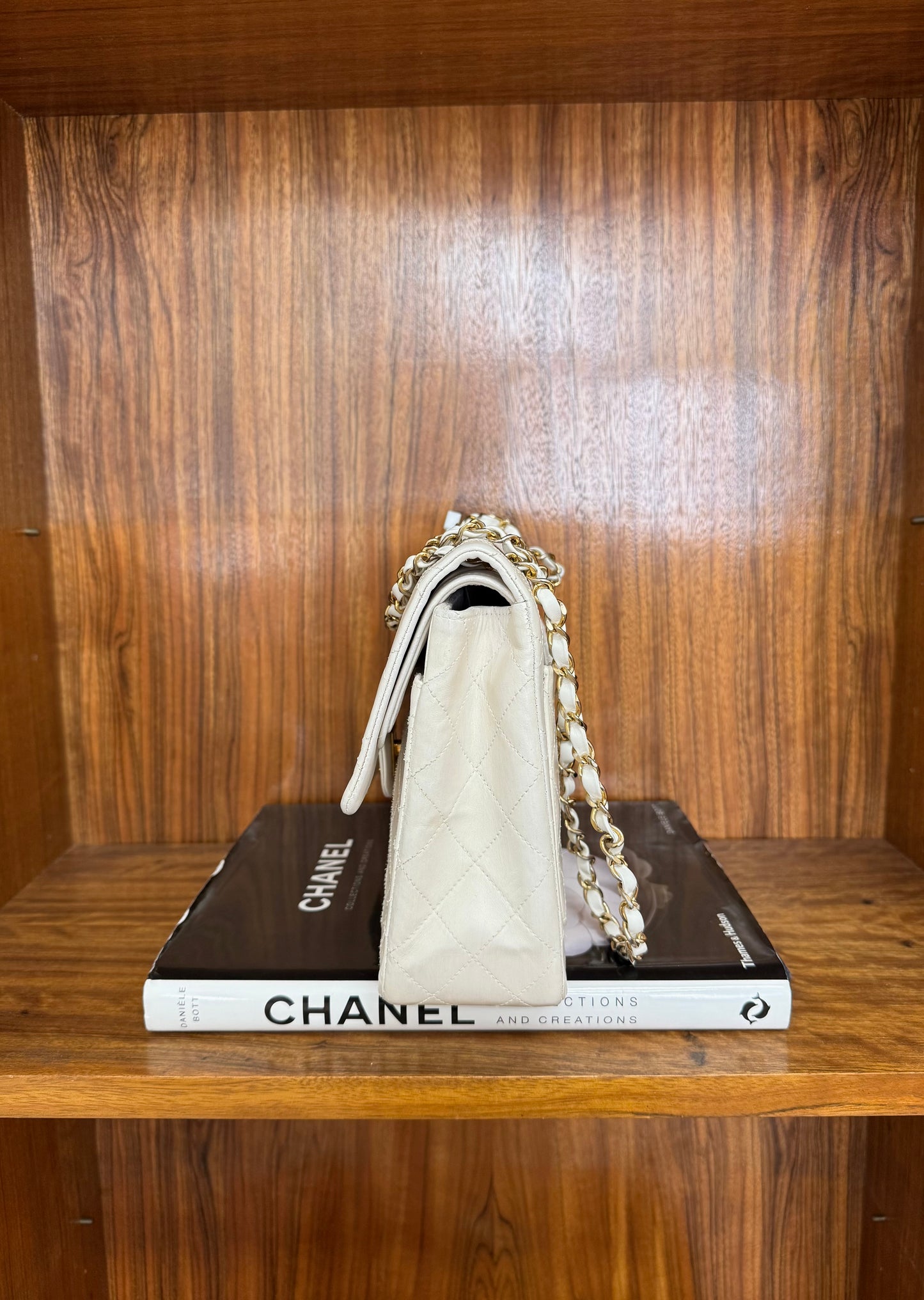CHANEL CLASSIC DOUBLE FLAP BAG WHITE MEDIUM TALL 24K GOLD