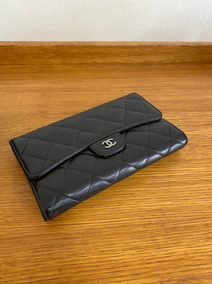 CHANEL CLASSIC WALLET BLACK SERIES 10