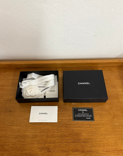 SERIES 22 CHANEL METALLIC SILVER QUILTED WALLET