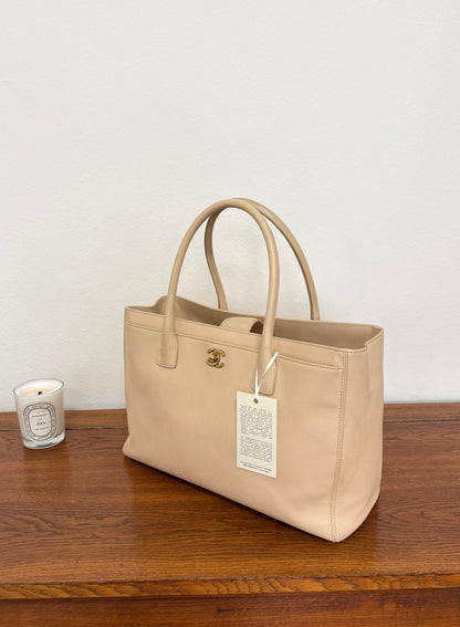 CHANEL EXECUTIVE TOTE BEIGE GOLD HW
