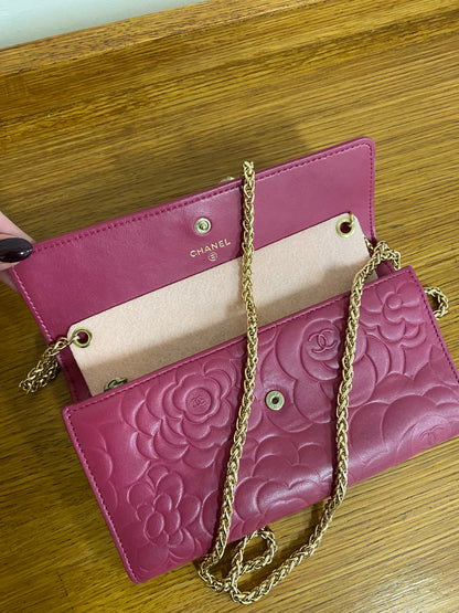 CHANEL WALLET PINK CAMELLIA GOLD