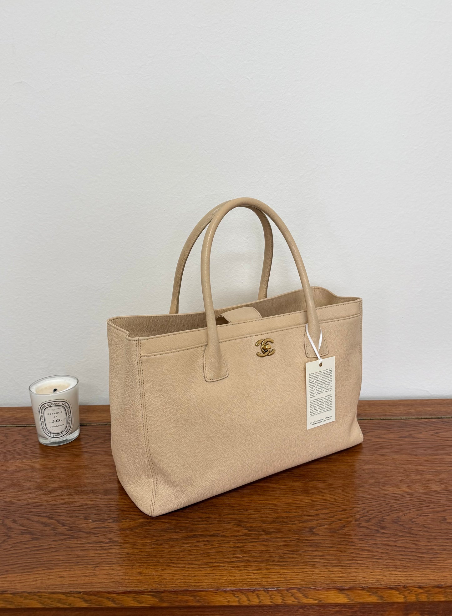 CHANEL EXECUTIVE TOTE BEIGE GOLD HW