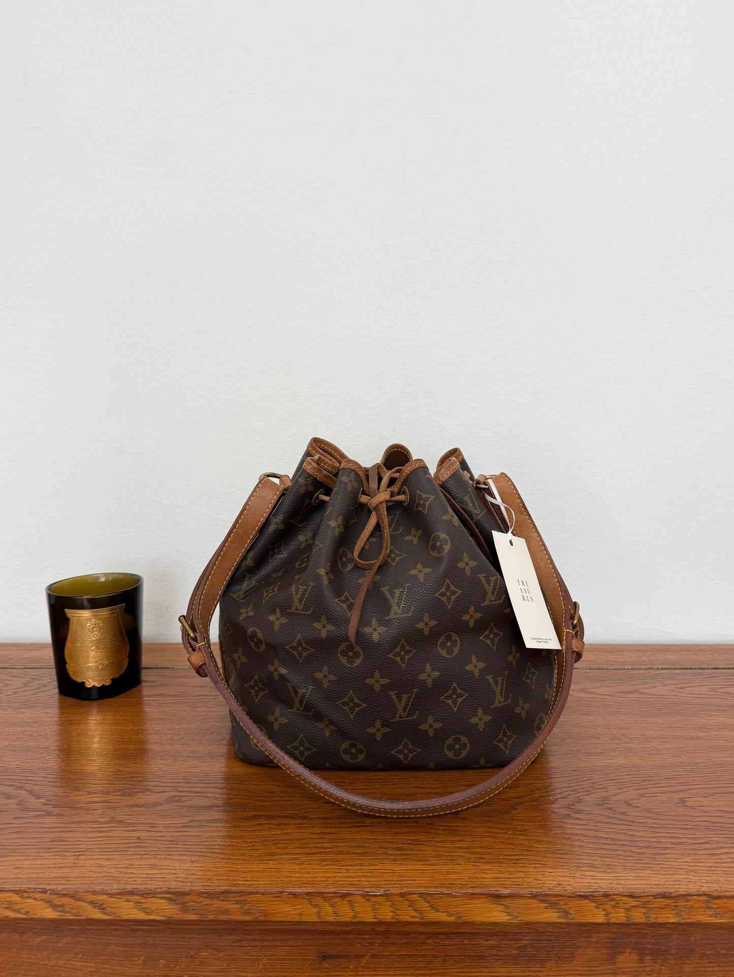 LV PETIT NOÉ MONOGRAM BUCKET BAG