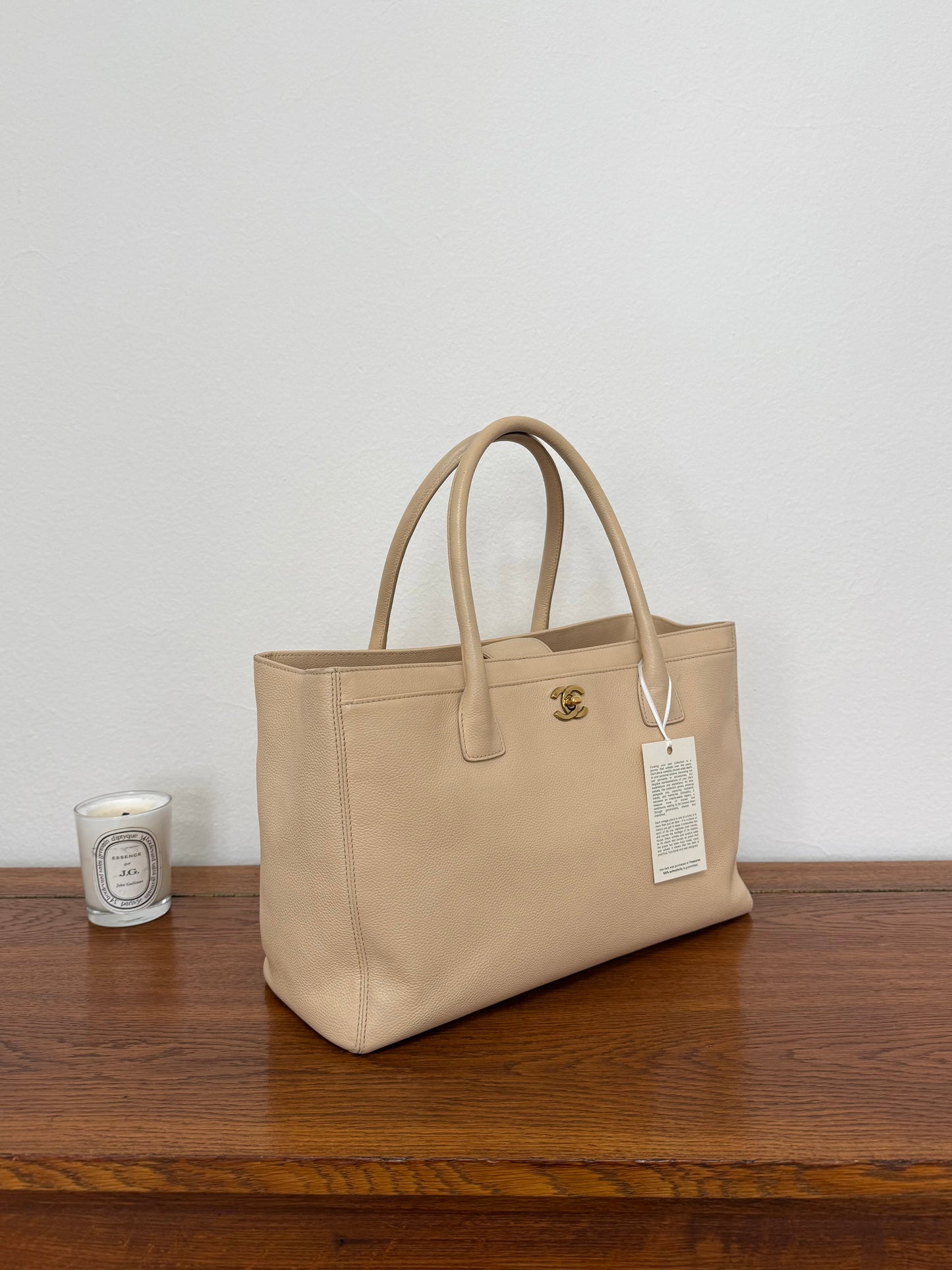 CHANEL EXECUTIVE TOTE BEIGE GOLD HW