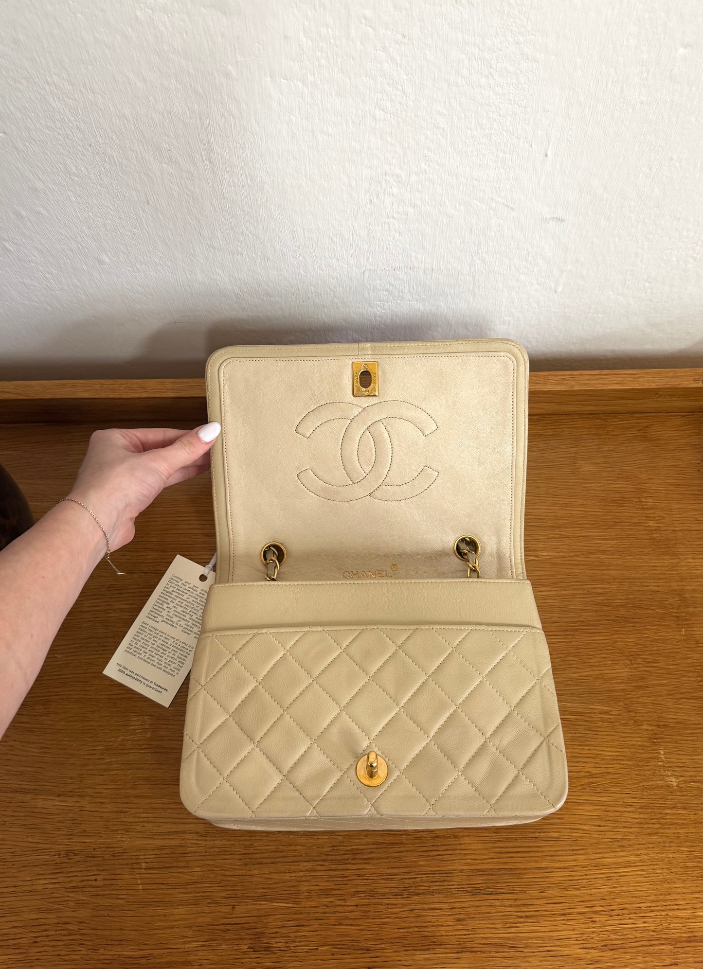 CHANEL FULL FLAP TWIST LOCK 24k GOLD BEIGE