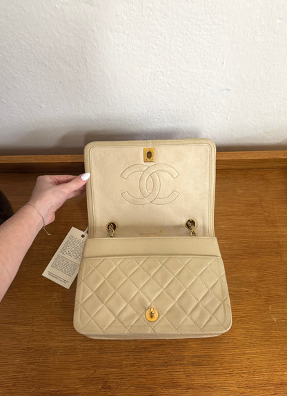 CHANEL FULL FLAP TWIST LOCK 24k GOLD BEIGE