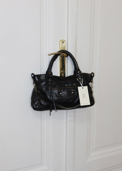 BALENCIAGA FIRST “SMALL CITY” BAG BLACK