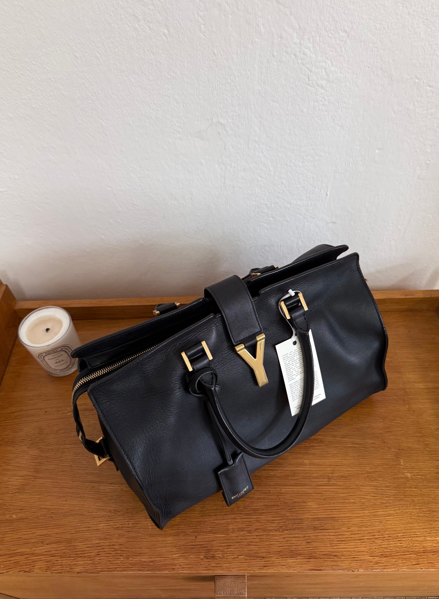 YSL CLASSIC Y CABAS TOTE MEDIUM BLACK
