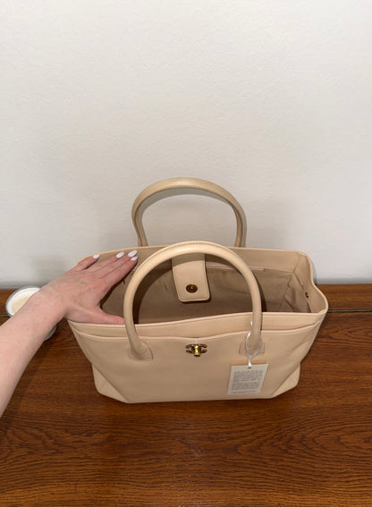 CHANEL EXECUTIVE TOTE BEIGE GOLD HW