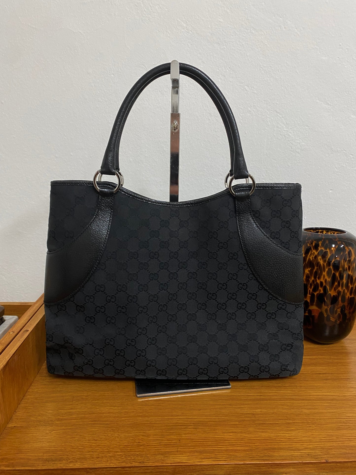 GUCCI GG MONOGRAM BLACK TOTE BAG