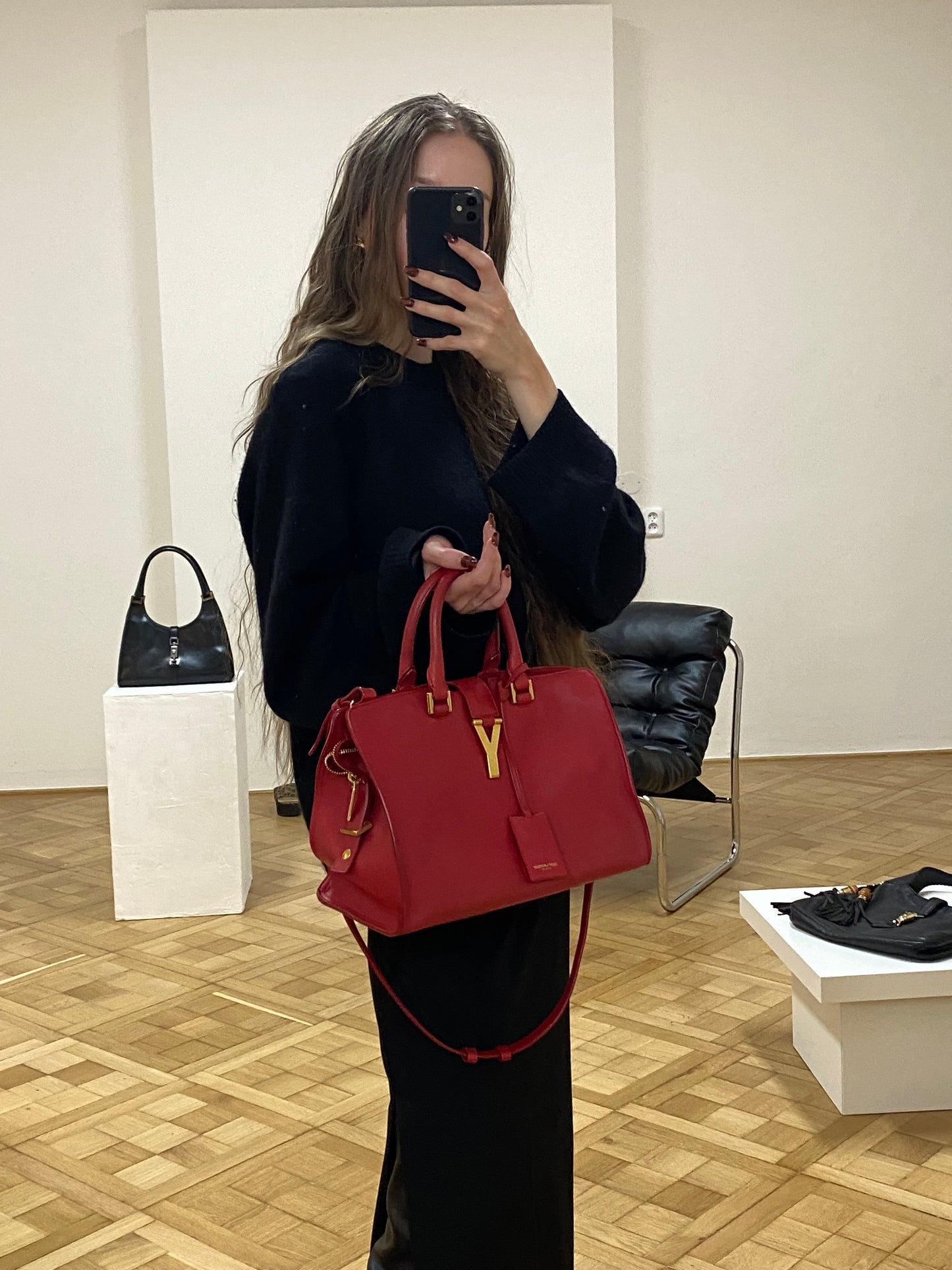 SAINT LAURENT CABAS CHYC RED