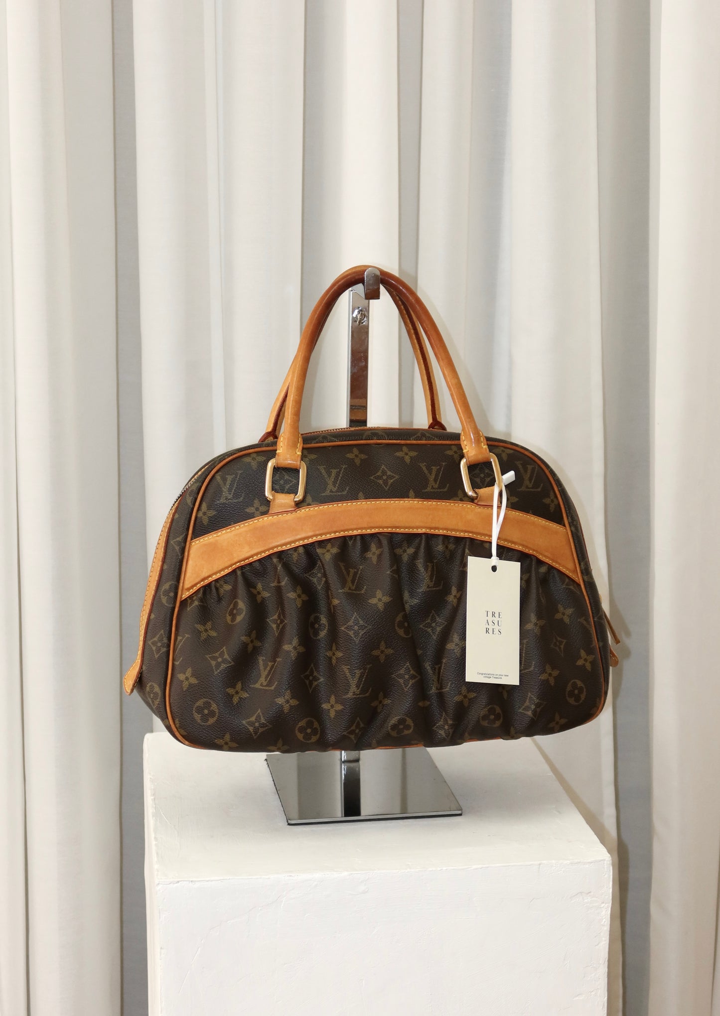 LV MITZI MONOGRAM BAG 301