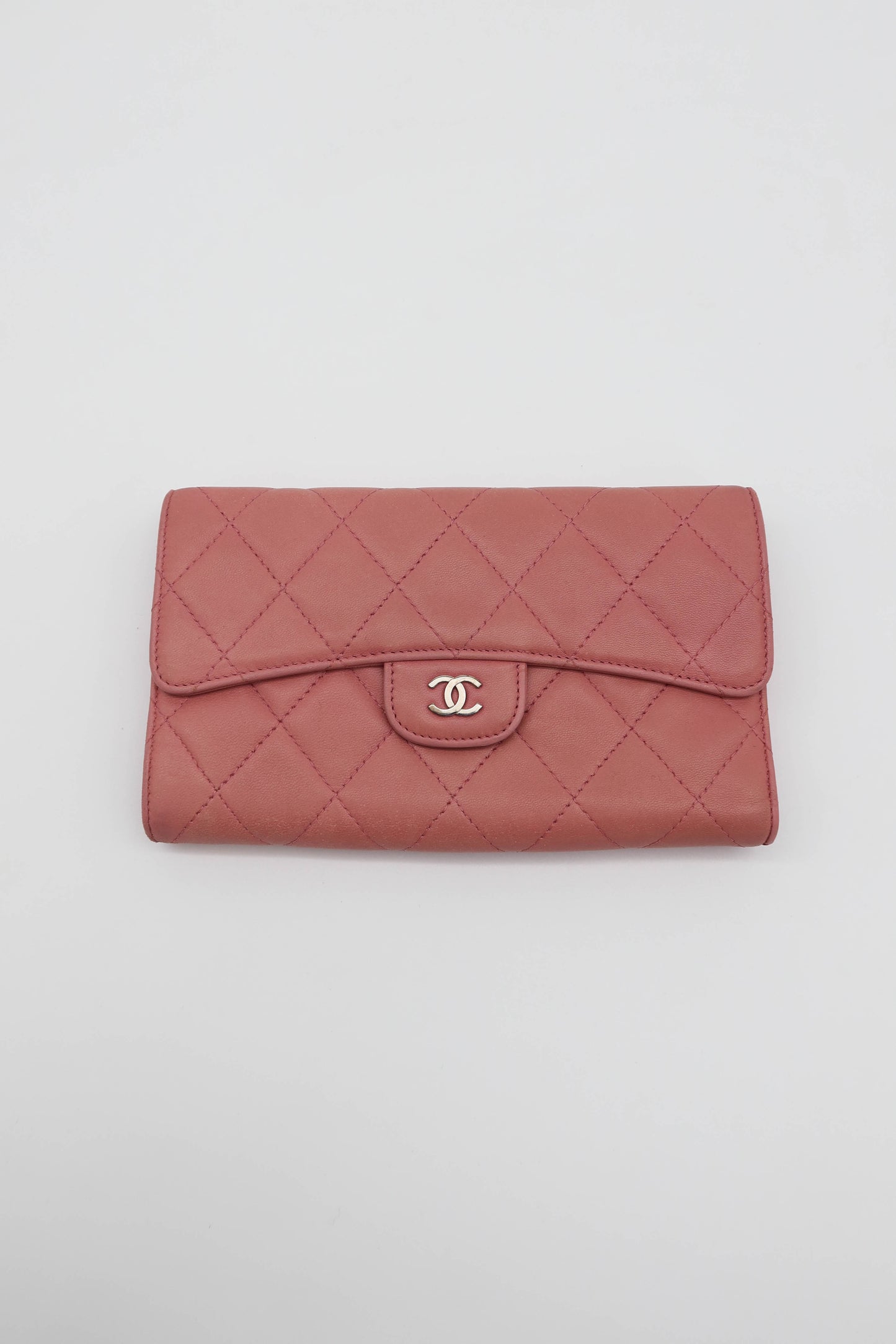 CHANEL 2006-2008 CLASSIC WALLET PINK