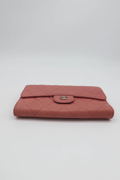 CHANEL 2006-2008 CLASSIC WALLET PINK